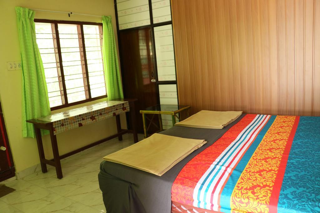 Jungleparadiso Homestay Текади Екстериор снимка