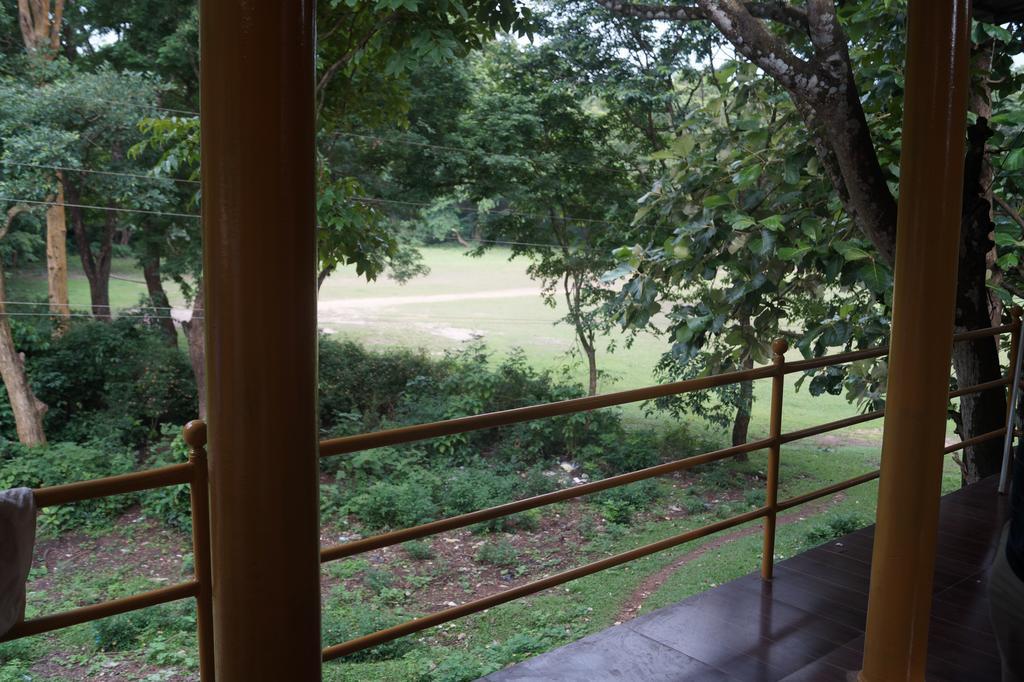 Jungleparadiso Homestay Текади Екстериор снимка